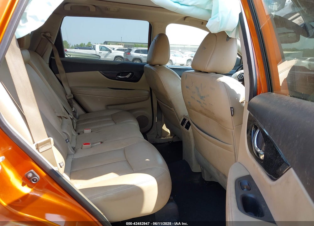 2019 NISSAN ROGUE VIN: 5N1AT2MV5KC712143
