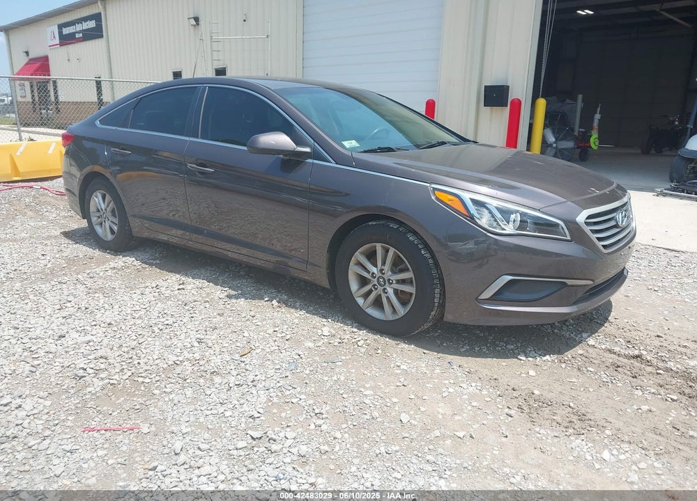 2016 HYUNDAI SONATA SE VIN: 5NPE24AF6GH276416