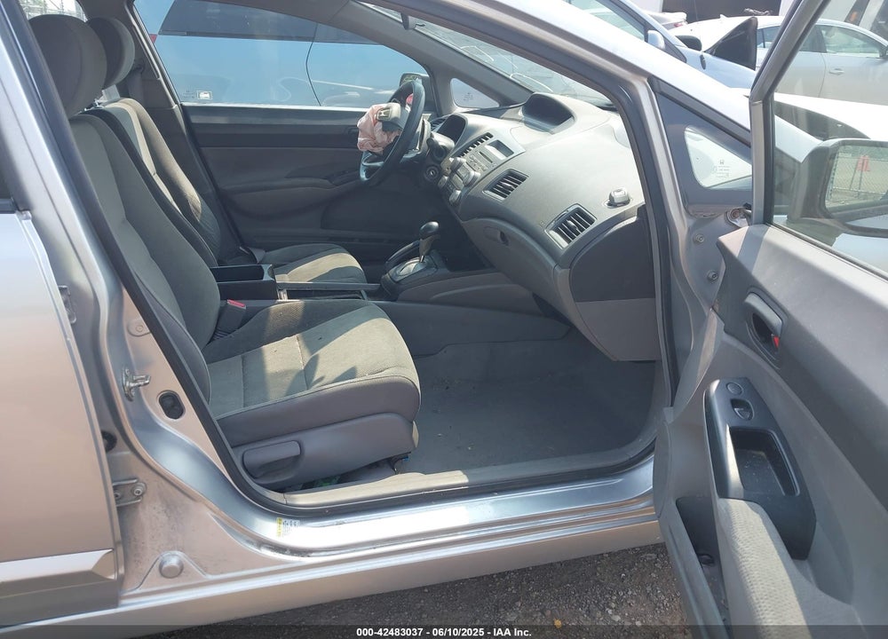 2010 HONDA CIVIC VIN: 19XFA1F37AE084499