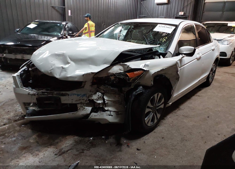 2008 HONDA ACCORD 2.4 LX VIN: 1HGCP26348A009717