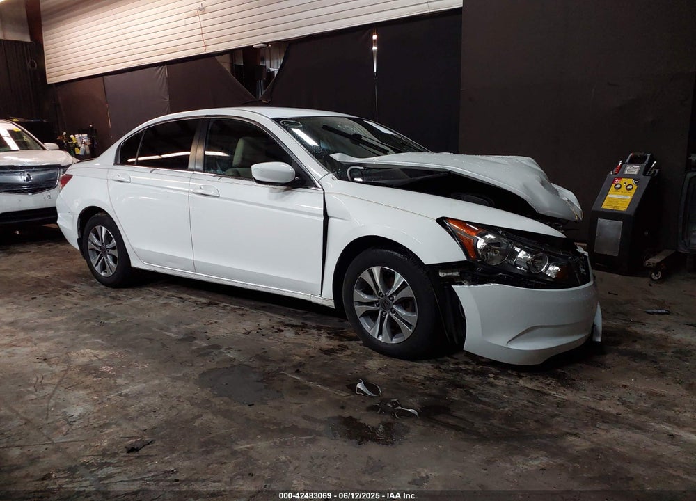 2008 HONDA ACCORD 2.4 LX VIN: 1HGCP26348A009717