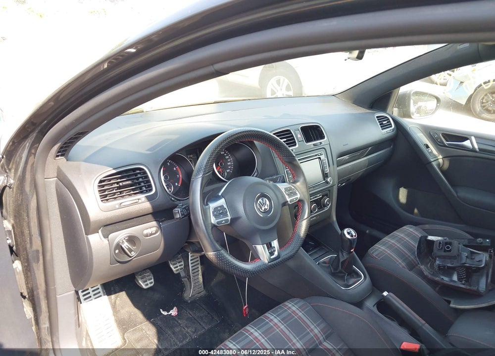 2012 VOLKSWAGEN GTI VIN: WVWGD7AJ8CW227604
