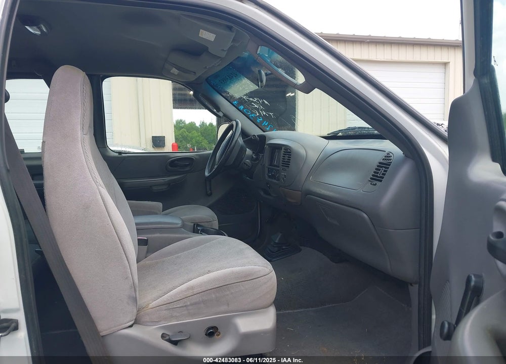 2003 FORD F-150 LARIAT/XL/XLT VIN: 2FTRX08W53CA43029