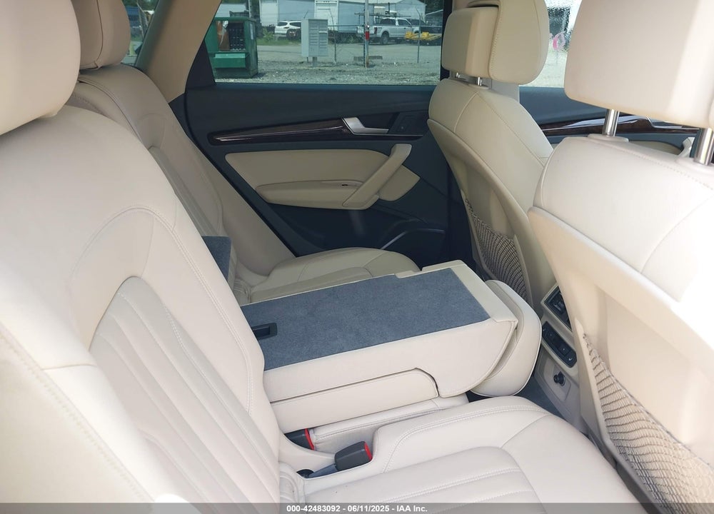 2018 AUDI Q5 VIN: WA1BNAFY1J2096945