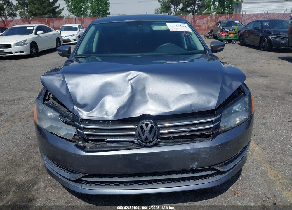 2014 VOLKSWAGEN PASSAT 2.5L S VIN: 1VWAP7A3XEC003928