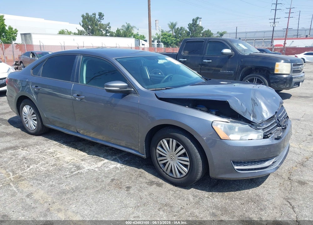 2014 VOLKSWAGEN PASSAT 2.5L S VIN: 1VWAP7A3XEC003928