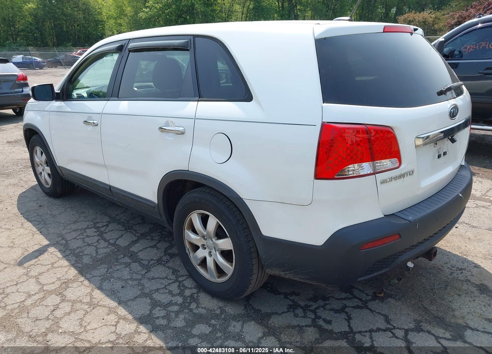 2012 KIA SORENTO VIN: 5XYKT4A15CG256924