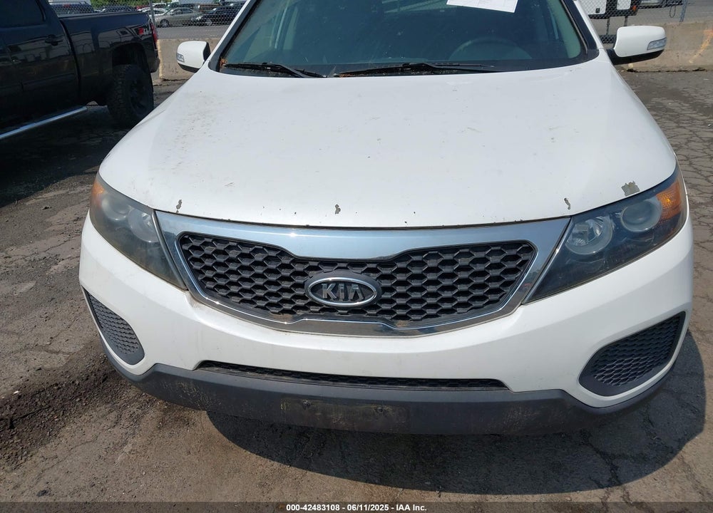 2012 KIA SORENTO VIN: 5XYKT4A15CG256924