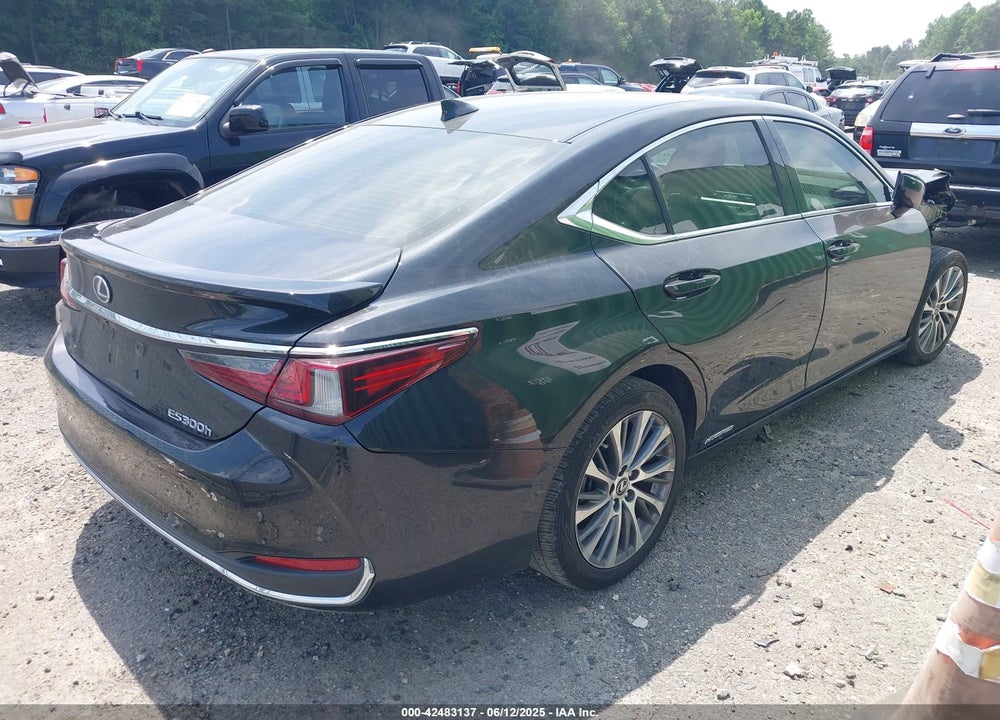 2021 LEXUS ES300H VIN: 58ADA1C15MU006579
