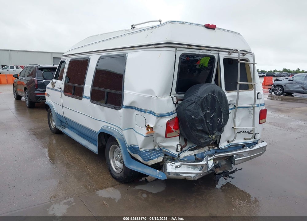 1994 CHEVROLET G20 VIN: 1GBEG25K7RF171947