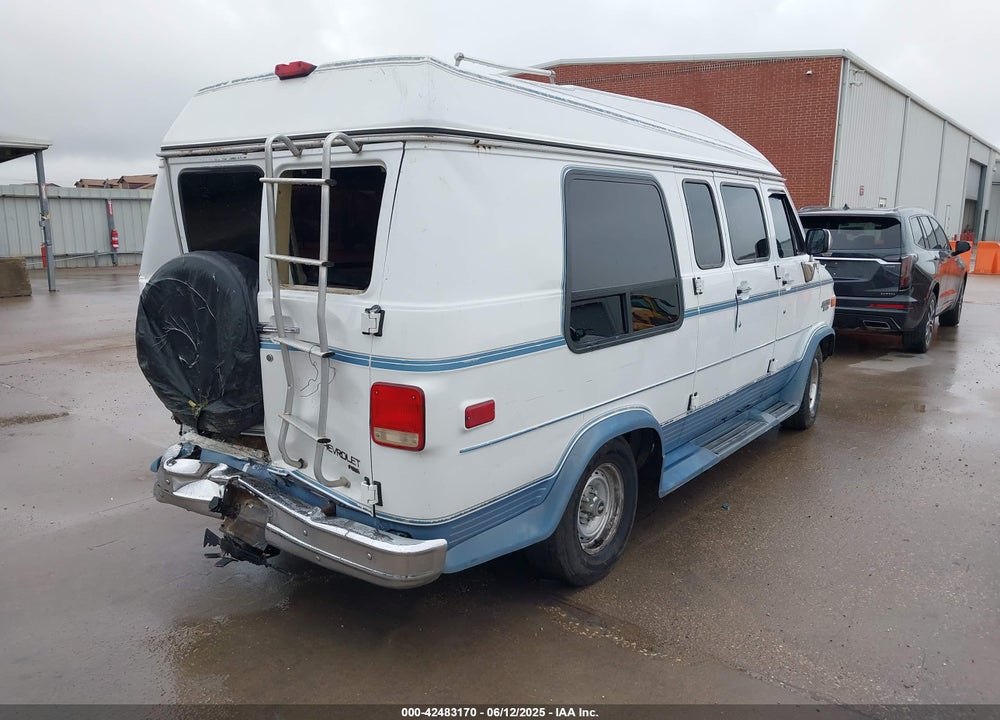 1994 CHEVROLET G20 VIN: 1GBEG25K7RF171947