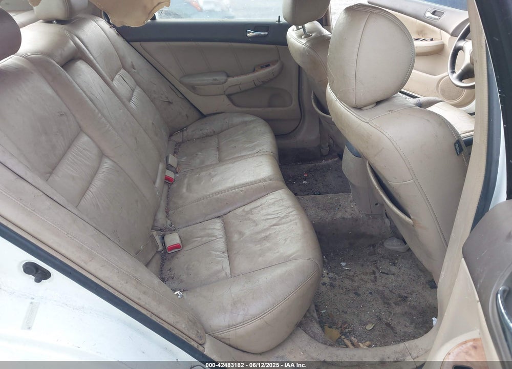 2005 HONDA ACCORD 3.0 EX VIN: 1HGCM66575A045771