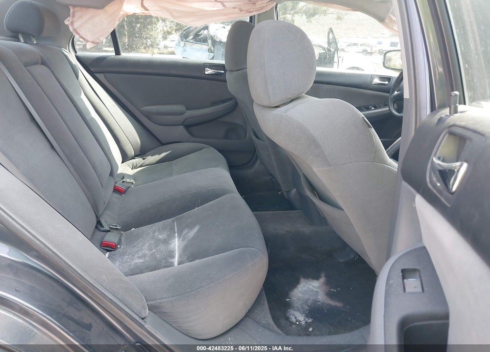 2007 HONDA ACCORD 2.4 LX VIN: 1HGCM56437A049014