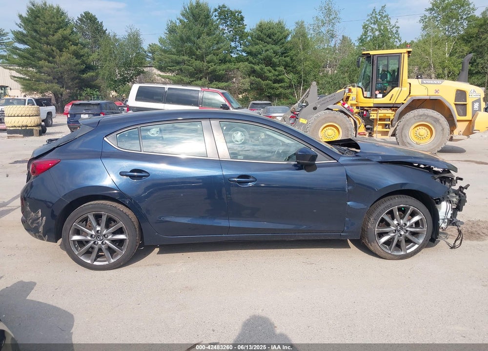 2018 MAZDA MAZDA3 VIN: 3MZBN1L34JM230660