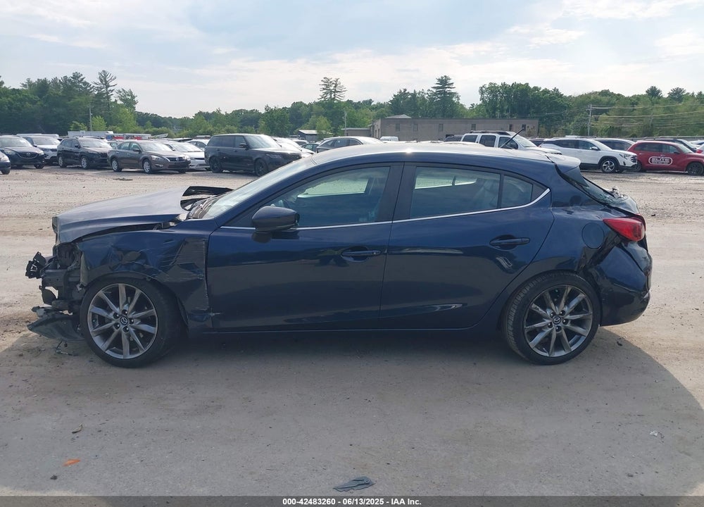 2018 MAZDA MAZDA3 VIN: 3MZBN1L34JM230660
