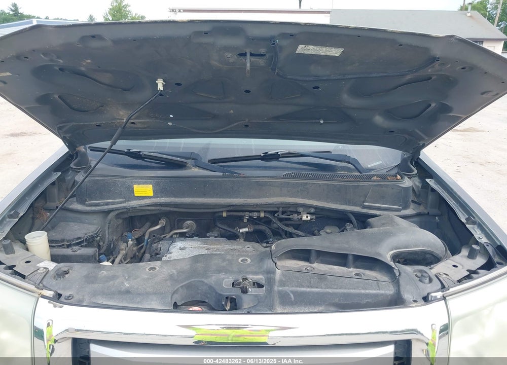 2010 HONDA PILOT VIN: 5FNYF3H27AB009581