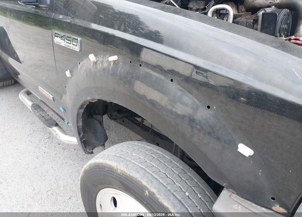 2005 FORD F-450 VIN: 1FDXF47P85EA78846