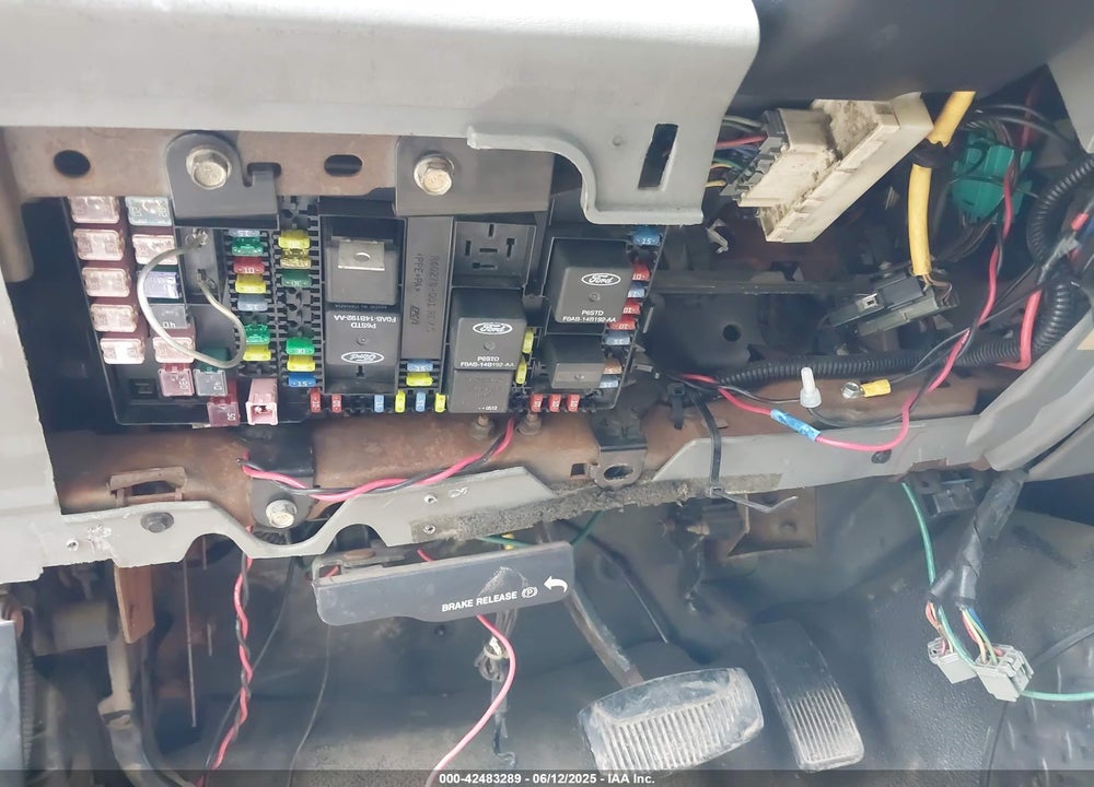 2005 FORD F-450 VIN: 1FDXF47P85EA78846