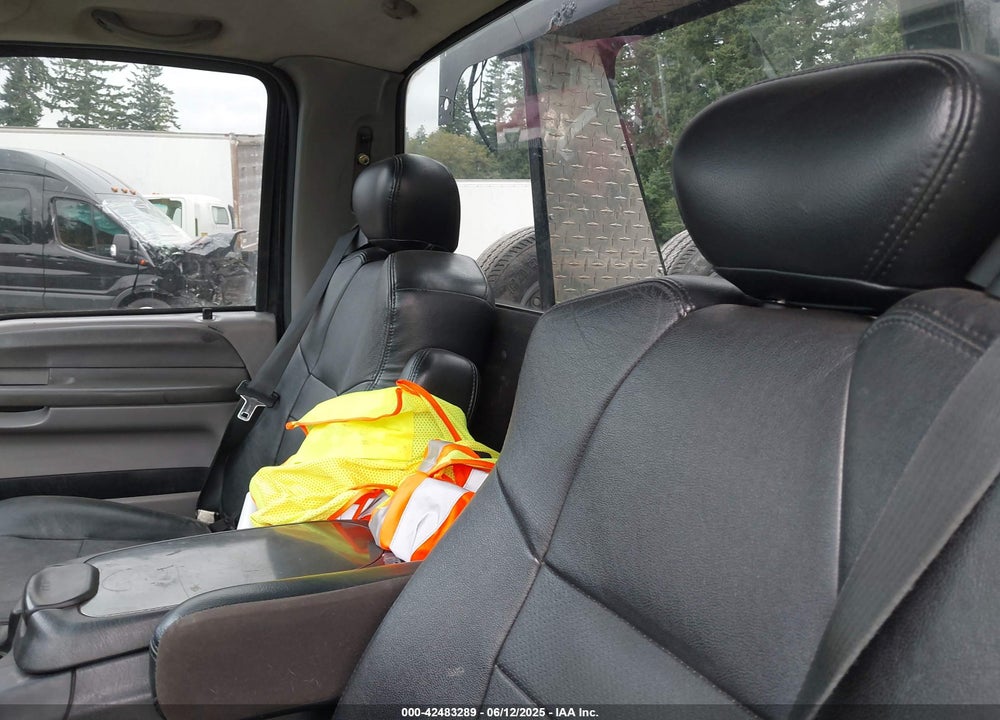 2005 FORD F-450 VIN: 1FDXF47P85EA78846