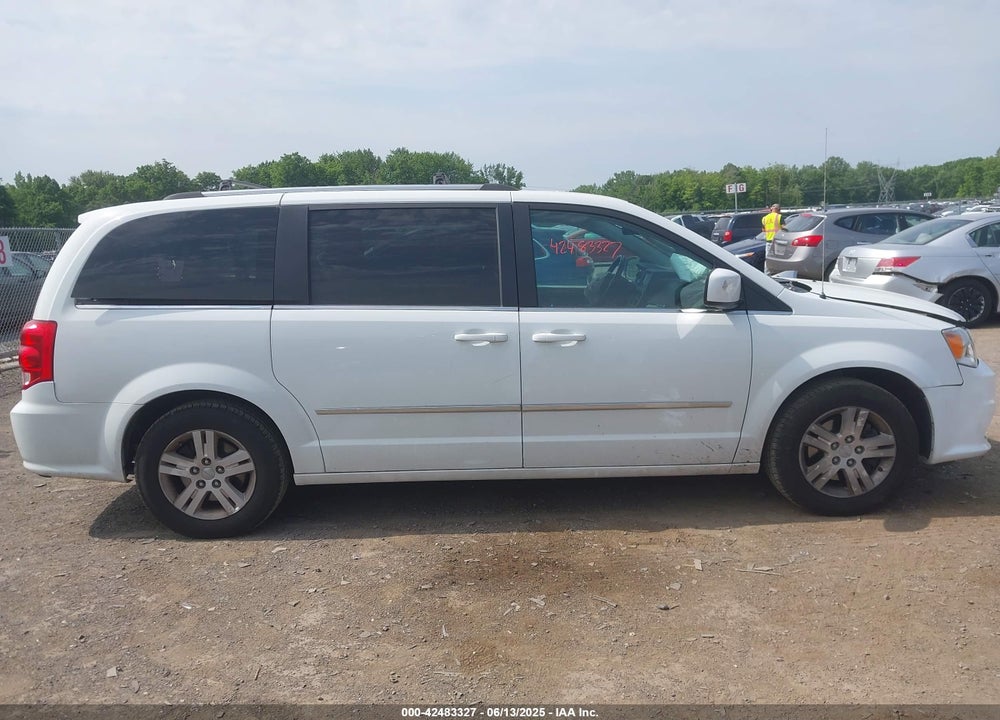 2017 DODGE GRAND CARAVAN CREW VIN: 2C4RDGDG8HR741722