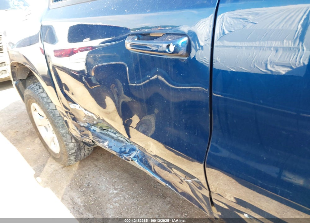 2019 RAM 1500 VIN: 1C6SRFFT3KN637805