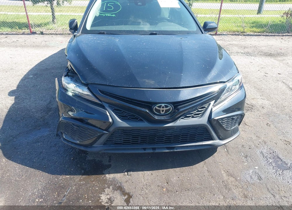 2021 TOYOTA CAMRY VIN: 4T1G11AK2MU570741