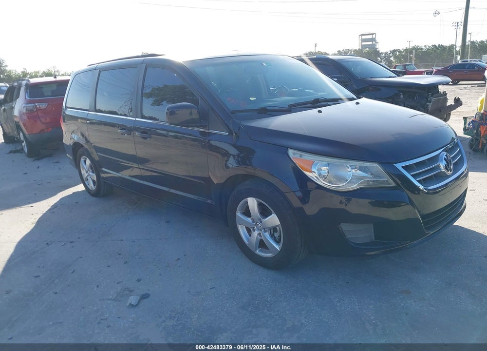 2011 VOLKSWAGEN ROUTAN SE VIN: 2V4RW3DG5BR668194