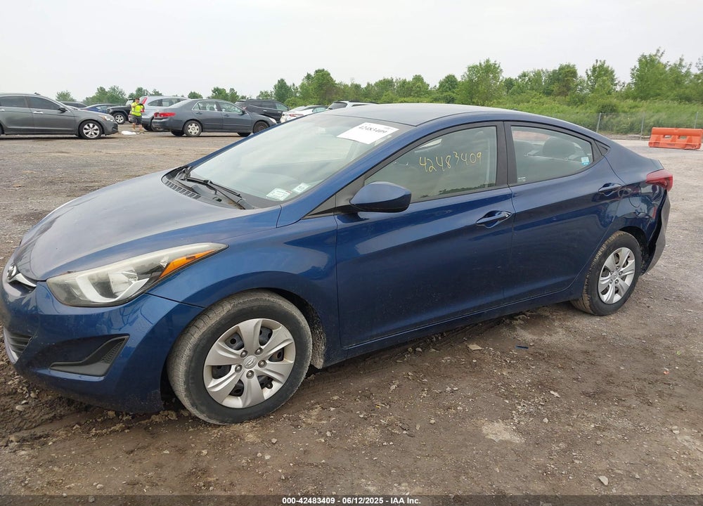 2016 HYUNDAI ELANTRA SE VIN: 5NPDH4AE0GH703882