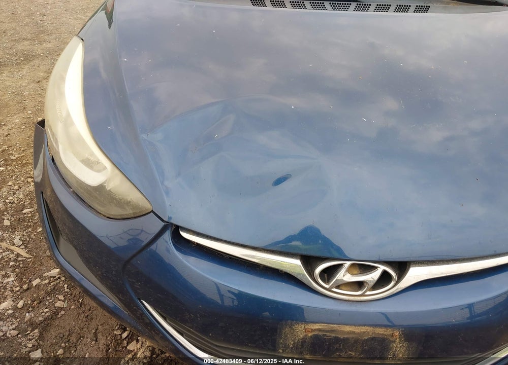 2016 HYUNDAI ELANTRA SE VIN: 5NPDH4AE0GH703882