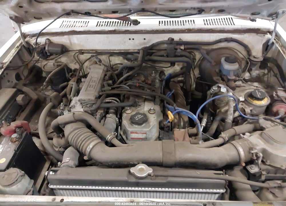 1989 TOYOTA PICKUP 1/2 TON SHT WHEELBASE DLX VIN: JT4RN81P2K5030402