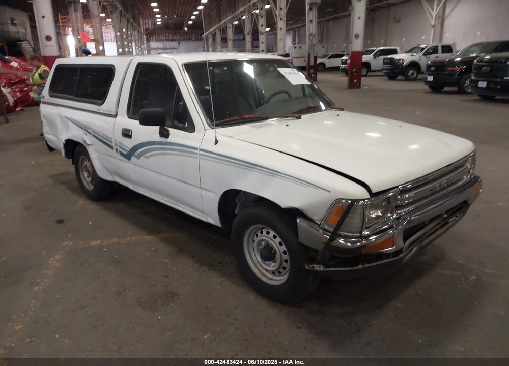 1989 TOYOTA PICKUP 1/2 TON SHT WHEELBASE DLX VIN: JT4RN81P2K5030402