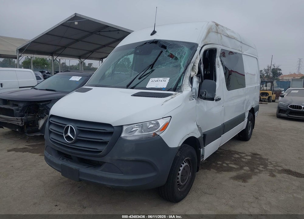 2023 MERCEDES-BENZ SPRINTER 2500 STANDARD ROOF 4-CYL GAS VIN: W1W40BHY2PT141009