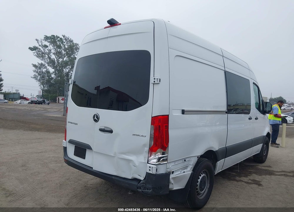 2023 MERCEDES-BENZ SPRINTER 2500 STANDARD ROOF 4-CYL GAS VIN: W1W40BHY2PT141009