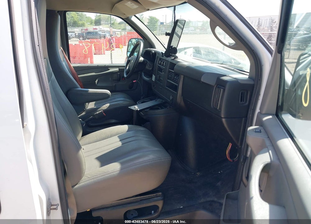 2014 CHEVROLET EXPRESS 1500 WORK VAN VIN: 1GCSGAFX5E1152985