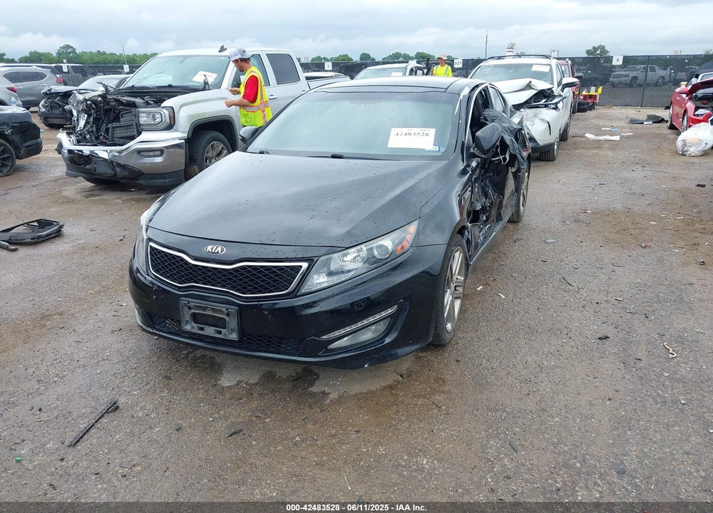 2013 KIA OPTIMA VIN: 5XXGR4A64DG207512