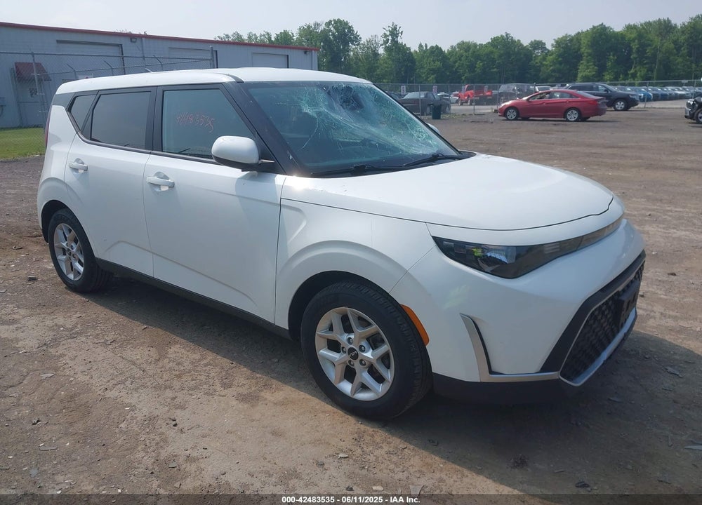 2023 KIA SOUL LX VIN: KNDJ23AU7P7210968