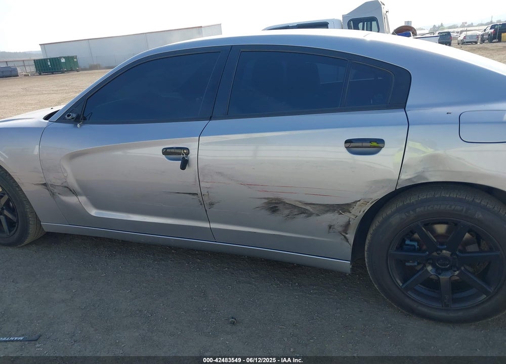 2011 DODGE CHARGER VIN: 2B3CL3CG9BH520969