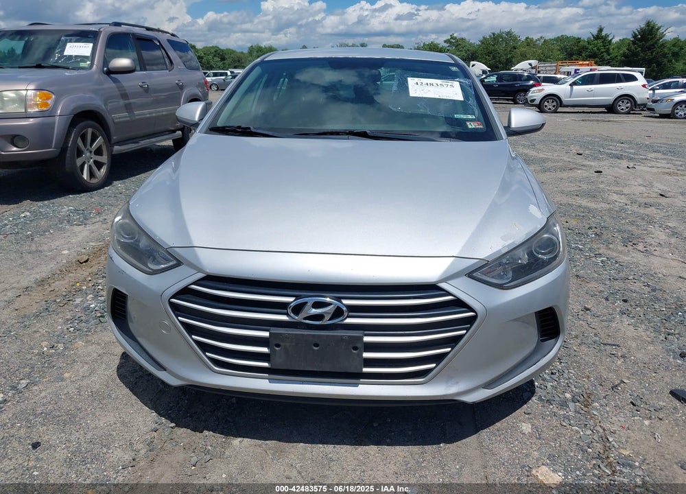2018 HYUNDAI ELANTRA VIN: KMHD84LF2JU508204