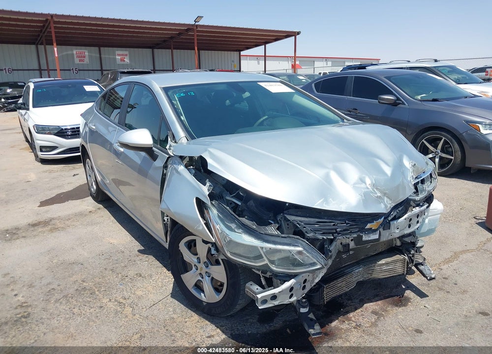2018 CHEVROLET CRUZE VIN: 1G1BC5SM2J7176840
