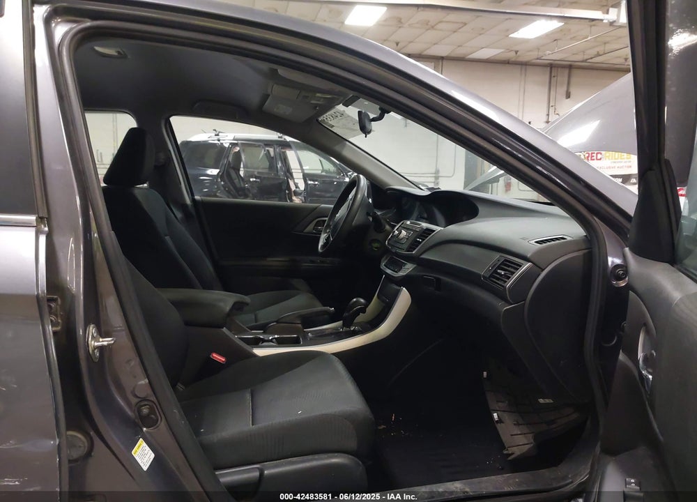 2014 HONDA ACCORD VIN: 1HGCR2F36EA232489