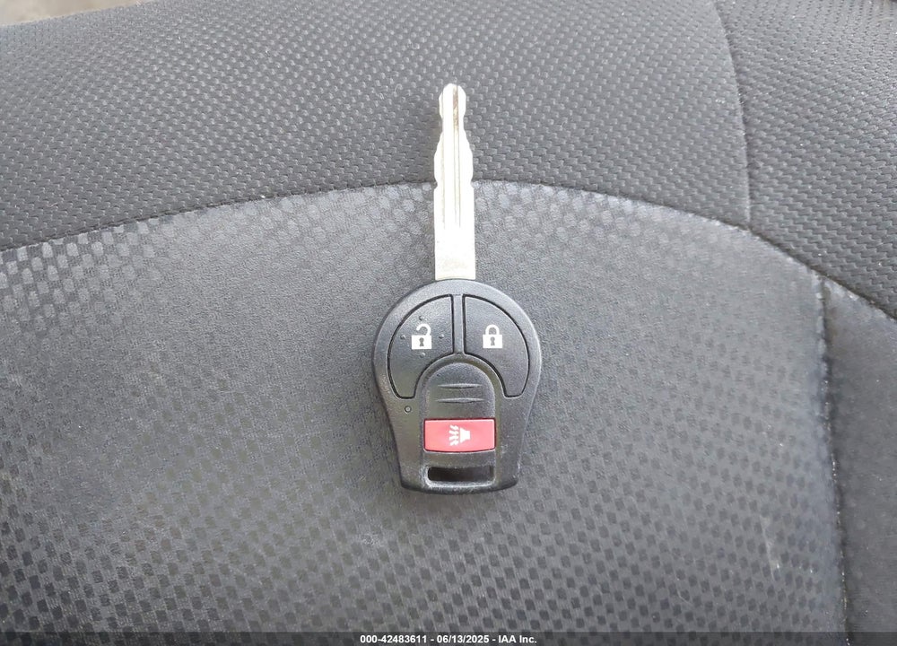 2015 NISSAN ROGUE SELECT S VIN: JN8AS5MV1FW252318