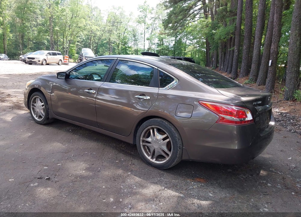 2013 NISSAN ALTIMA VIN: 1N4AL3AP3DC142720