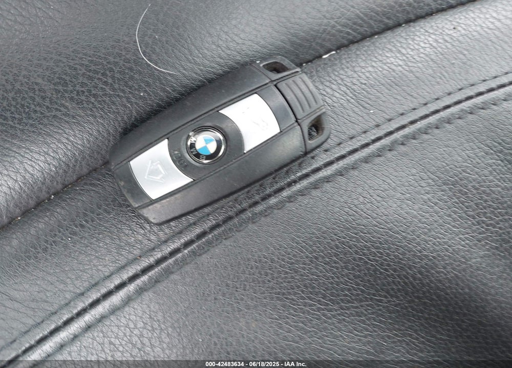 2012 BMW 3 SERIES VIN: WBAKE5C54CE756580