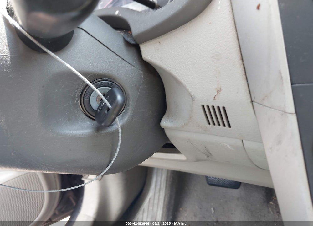 2009 TOYOTA COROLLA LE VIN: 1NXBU40E59Z130972