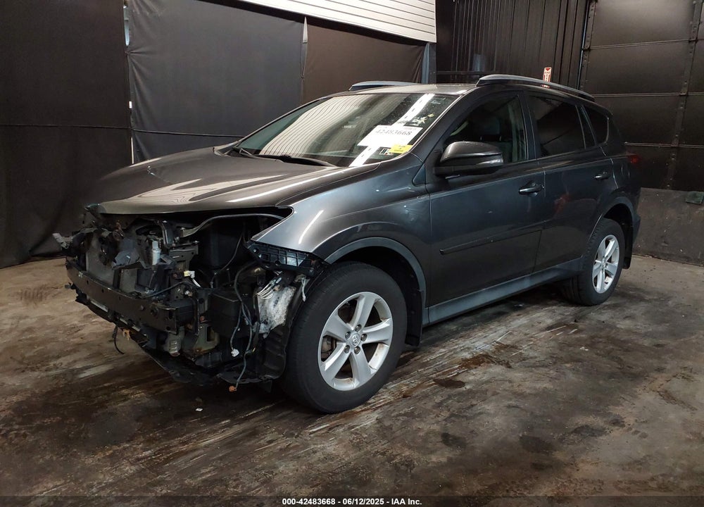 2014 TOYOTA RAV4 VIN: 2T3RFREVXEW200157