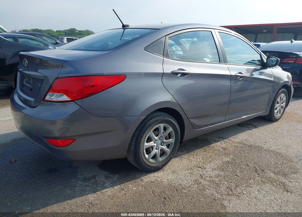 2015 HYUNDAI ACCENT VIN: KMHCT4AE4FU834419