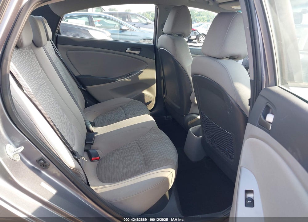 2015 HYUNDAI ACCENT VIN: KMHCT4AE4FU834419
