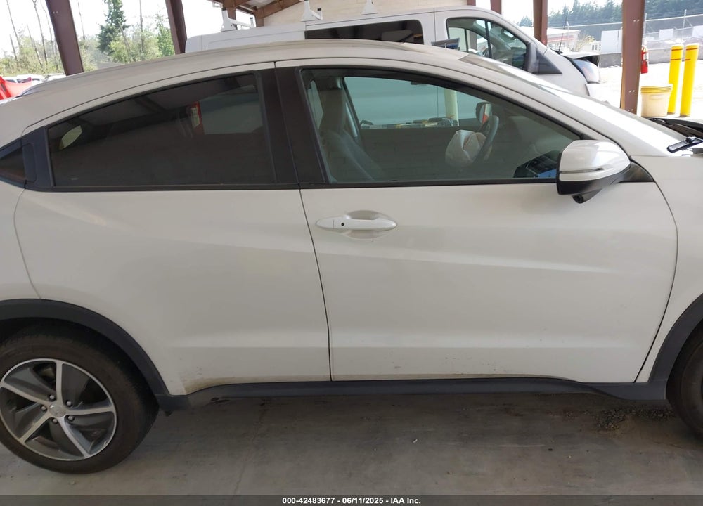 2022 HONDA HR-V AWD EX VIN: 3CZRU6H57NM730324
