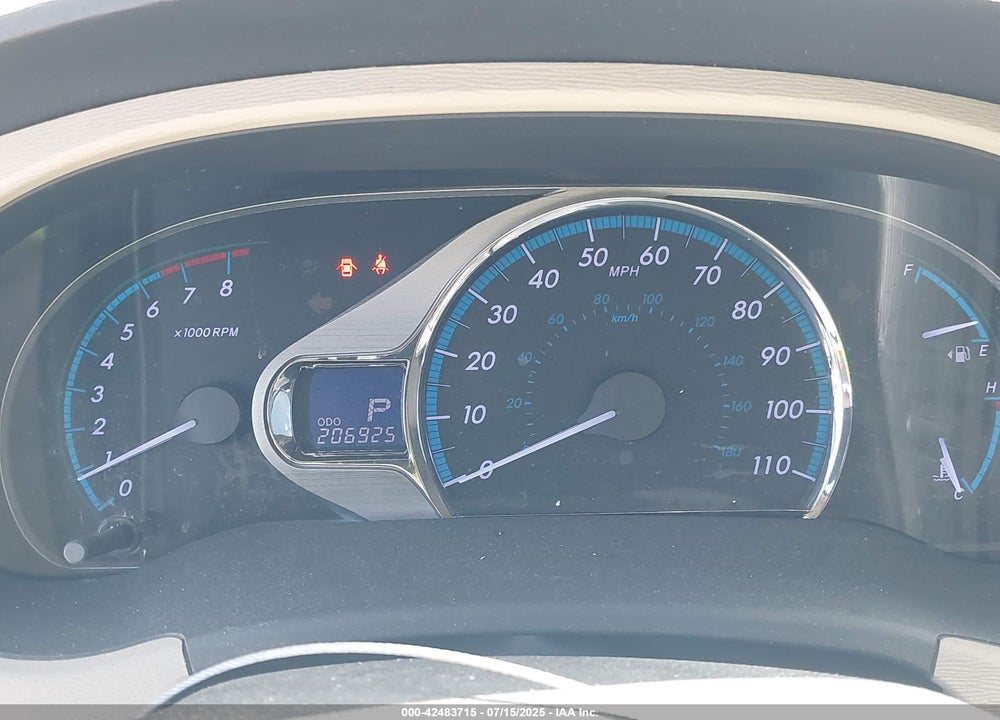 2012 TOYOTA SIENNA XLE V6 8 PASSENGER VIN: 5TDYK3DC6CS228816