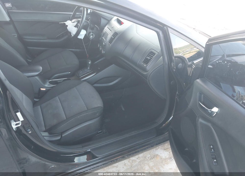 2016 KIA FORTE VIN: KNAFX4A84G5546666